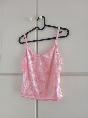 Velvet top small, like new, pink