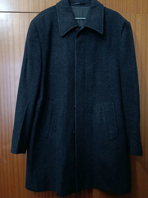 Men's black coat size XL new