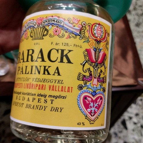 Palinka liqueur from Hungary 0.5 l new with six small glasses
