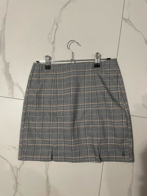 Καρό φούστα Pull & Bear καινούργια, γκρι, μέγεθος S