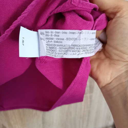 Zara linen mini skirt, size M-L, fuchsia