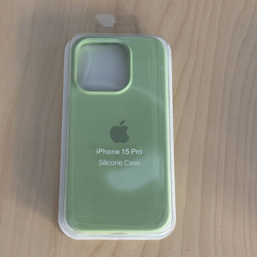 Apple iPhone 15 Pro silicone case
