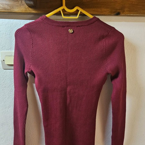 Lynne cardigan like new, size small, burgundy