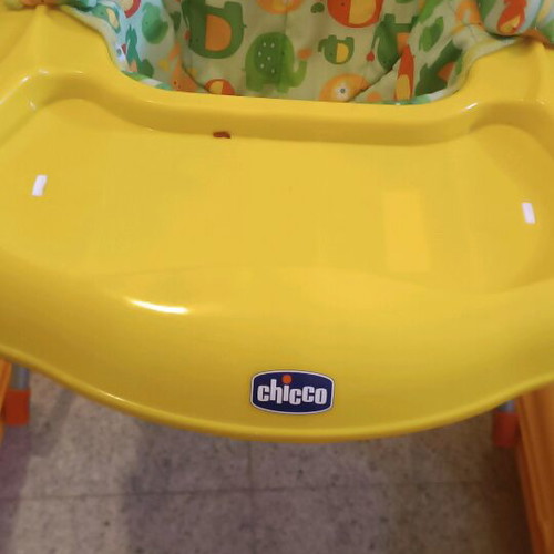 Στράτα Chicco μεταχειρισμένη με παιχνίδι πολλαπλών δραστηριοτήτων