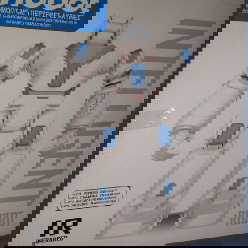 Ρομπότ με υπέρυθρες ακτίνες καινούργιο, με χειριστήριο