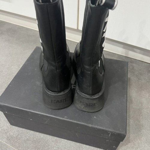 Karl Lagerfeld leather boot original calf-high like new, size 36, black