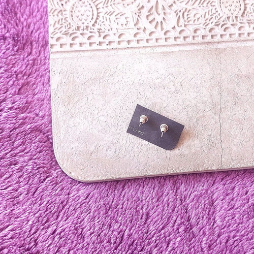 Purple rhinestone stud earrings, pair
