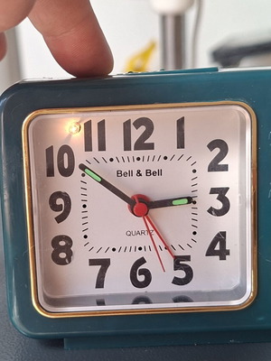 Analog table clock alarm clock like new