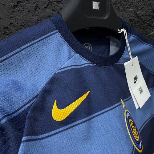 Adriano 10 Retro Inter jersey like new, official replica