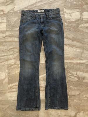 Levi's Bootcut Jeans used, low rise, sizes S and M, blue