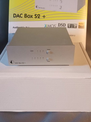 Pro-Ject DAC Box S2+ like new with high-resolution audio