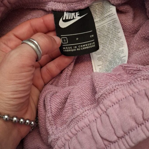 Nike lilac shorts small like new