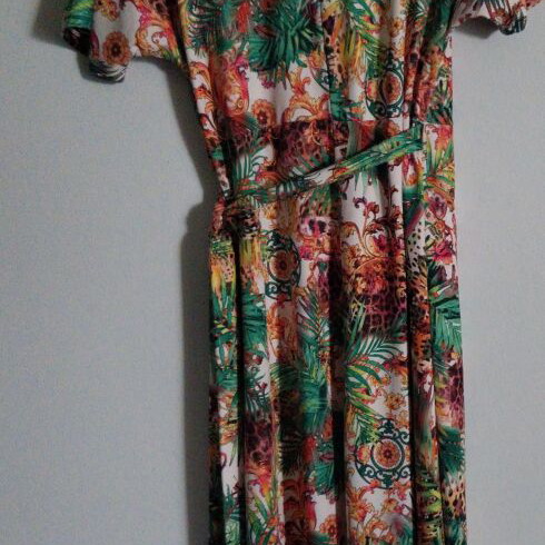 First floral wrap dress maxi size M like new, colorful