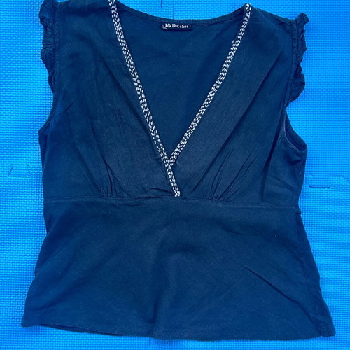 Black vintage Y2K sleeveless embellished top size S like new