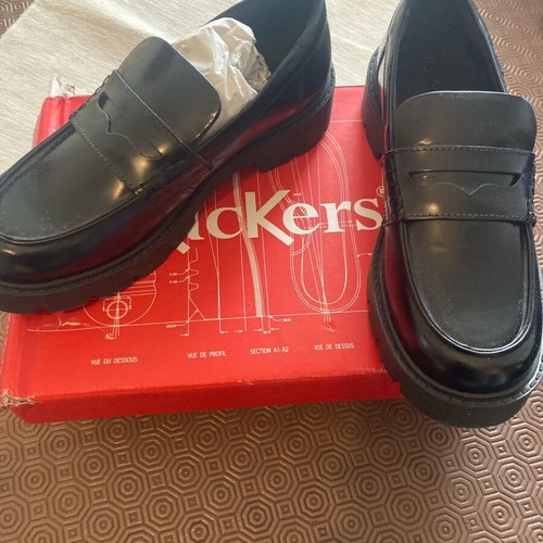 Kickers loafers new, black, size 39