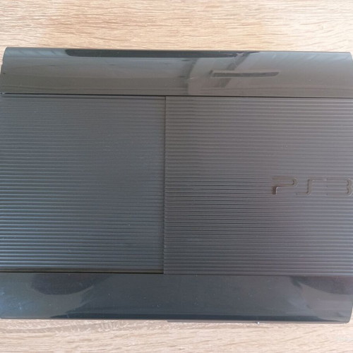 PS3 Super Slim 500GB console