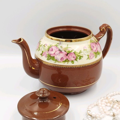 Ceramic teapot used, English style for tea