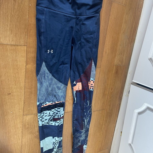 Under Armour blue leggings used, sizes S and M