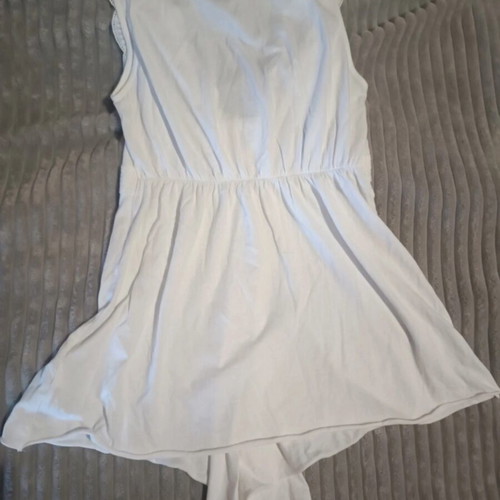 Zara white top like new