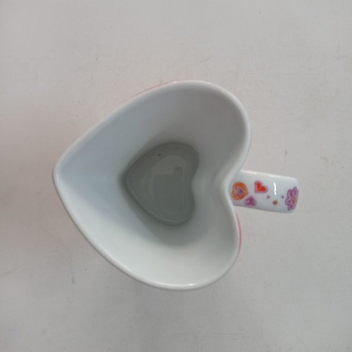Diddlina heart-shaped mug cup used