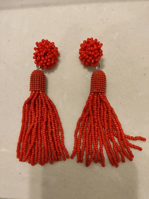 Women's earrings used, never worn