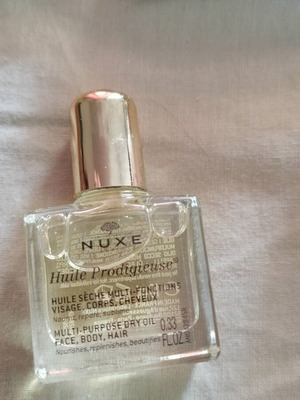 Nuxe travel size products new