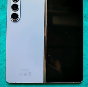 Samsung Z Fold 5