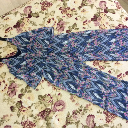 Women's one-piece jumpsuit used, size S/M, multicolor