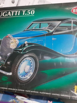 Bugatti T.50 1:24 model car new sealed