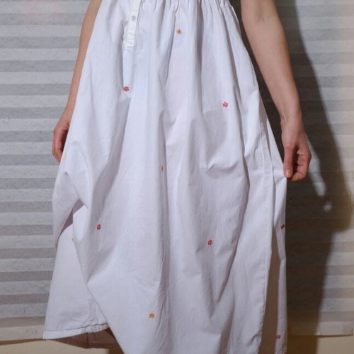 Maxi dress cotton used with floral embroidery Edited M/L