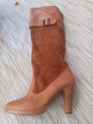 Zara boots used camel with 9cm heel size 39