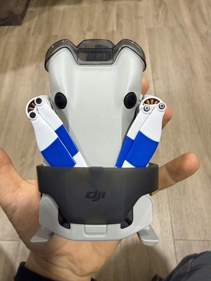 Dji Mini 4 PRO like new with RC2 controller, extra wings, 2 batteries