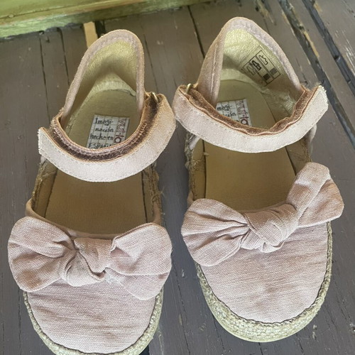 Girls' canvas shoes size 23