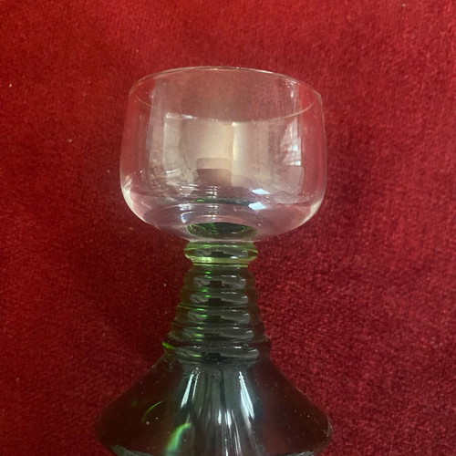 Vintage metal stand with six hanging liqueur glasses like new