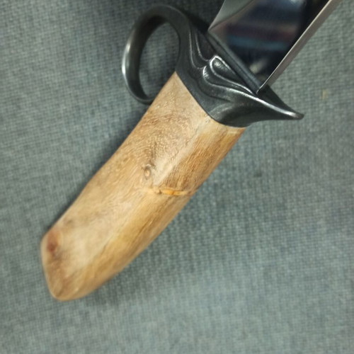 Hunting knife new with wolf head, wooden handle and belt sheath