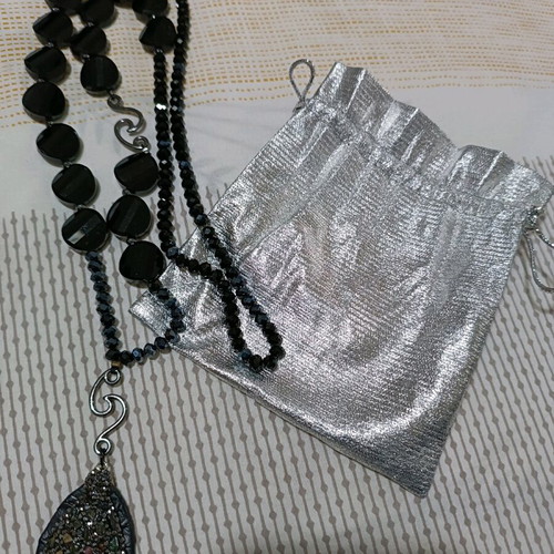 Long necklace with hematite stone handmade like new, black