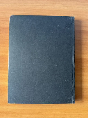 Black sketchbook with fabric cover, 127 sheets