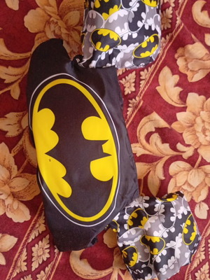 Batman swim vest for boy 11-30 kg like new