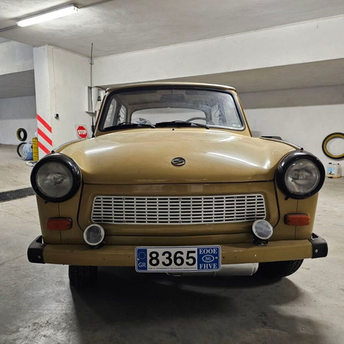 Trabant 601 1975 σαν καινούργιο, κουπέ, βενζίνη, χειροκίνητο