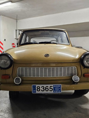 Trabant 601 1975 σαν καινούργιο, κουπέ, βενζίνη, χειροκίνητο