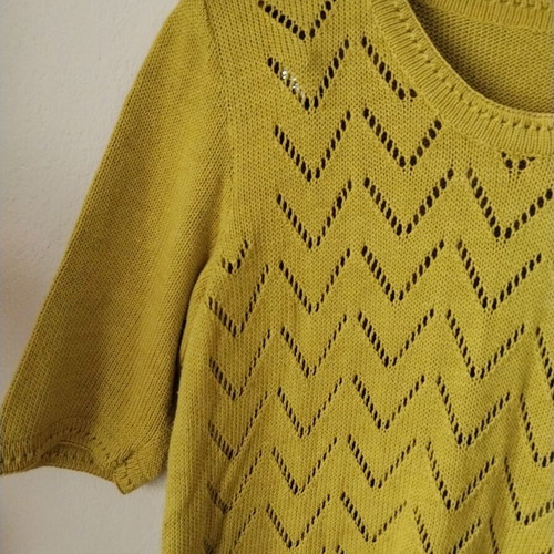 Knitted blouse with 3/4 sleeves like new, size L