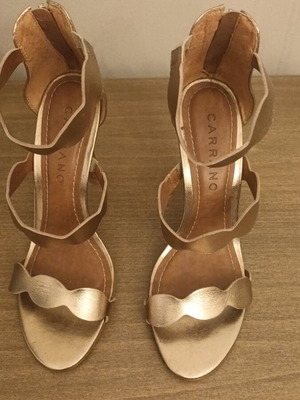 Carrano high sandals like new, gold with zipper, size 38