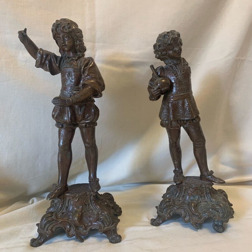 Antique figurine pair used, height 32 cm