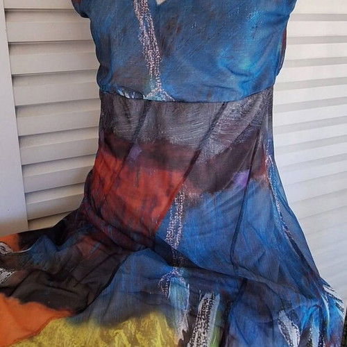 Dress Aventures des Toiles with artistic abstract print like new, XL