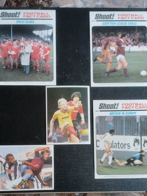 English football cards like new, collectible set of 5