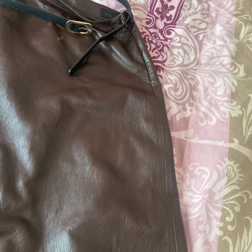Zara leather skirt new, burgundy with removable black belt, size XS