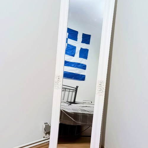 Floor mirror with wooden frame and LED lighting like new