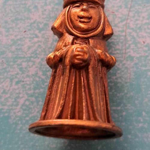Swiss Guard Chess Set used, 8 bronze figures from 1960-1980