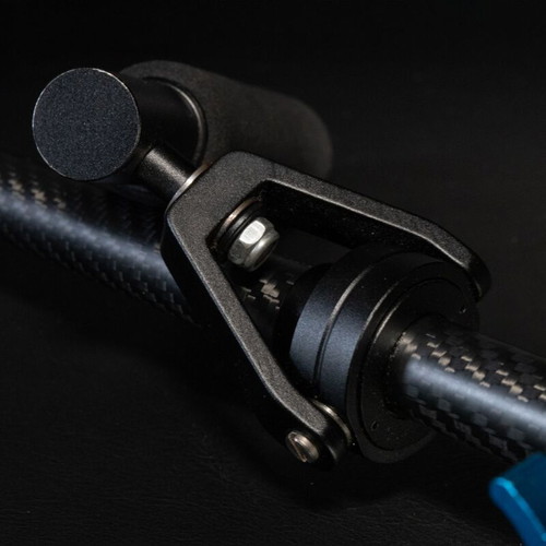 Steadycam Glidecam Carbon handheld stabilizer used with case and quick-release