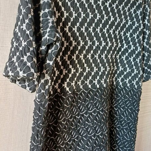 Toi & Moi Short-Sleeve Dress like new, white black, Small Medium